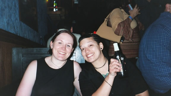 [Austin, TX] Suzi found a normal sized bottle of beer. Kirsten held no envy.