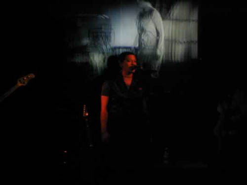 Stark Suzi sings a swooning Tonic Lounge crowd in Portland